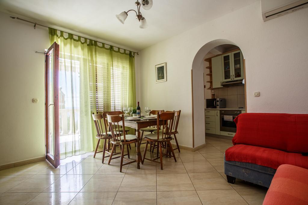 Apartment Ante Omiš Kültér fotó